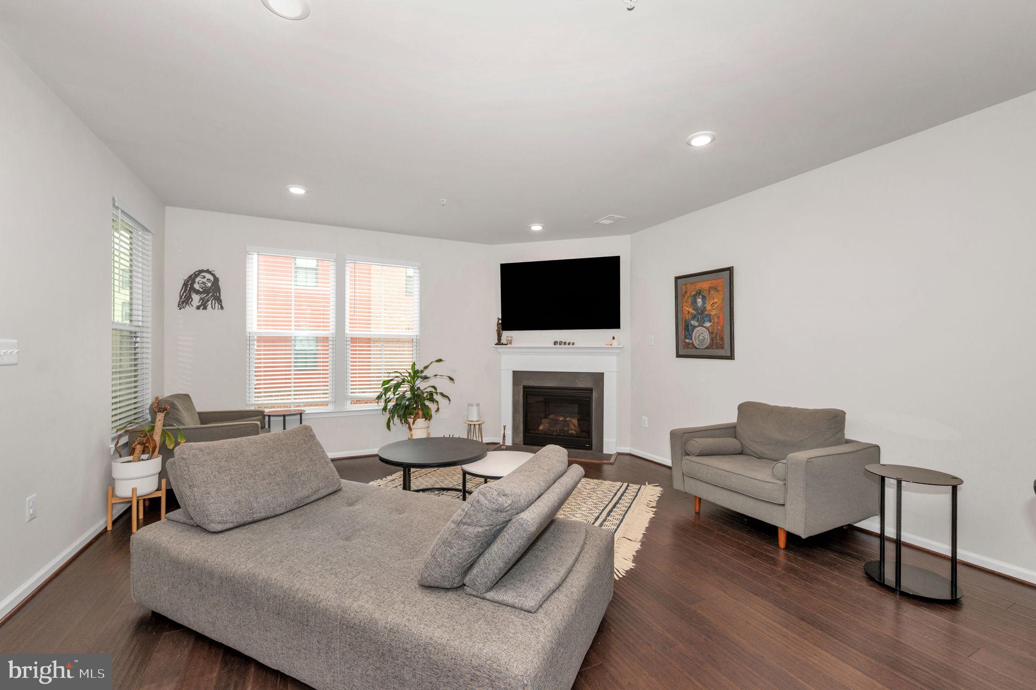 EDITORS PARK - Residential