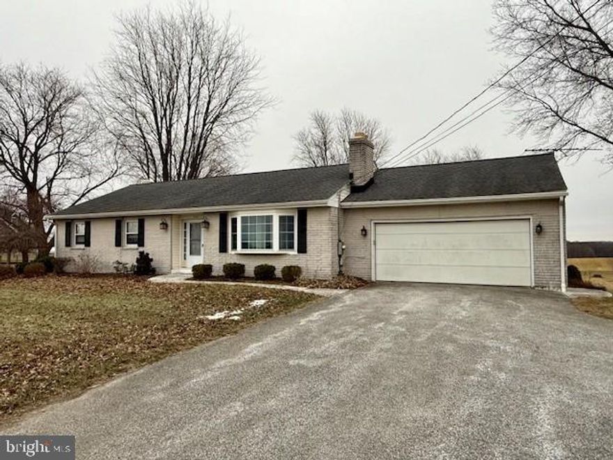 3 bed/2 bath rental.  This lovely ranch home is spacious and has farmland views.  Tenant pays all utilities and takes care of lawn care and snow removal.  Laundry hook ups available.  Tenant provides own refrigerator and W/D.  Must submit application through Rent Spree.