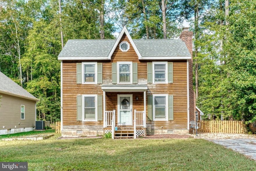 Charming home in the Sherwood Forest section of Ocean Pines situated on a clear and dry lot. Featuring 2 bedrooms, 1.5 bathrooms, and laundry room. Roof and heat pump replaced within the last 5 years. Spacious backyard for pets and to enjoy time with family and friends.