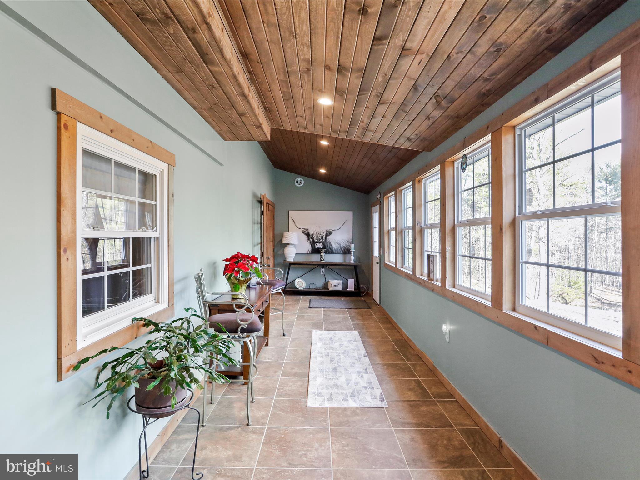 LAKE FERNDALE - Residential