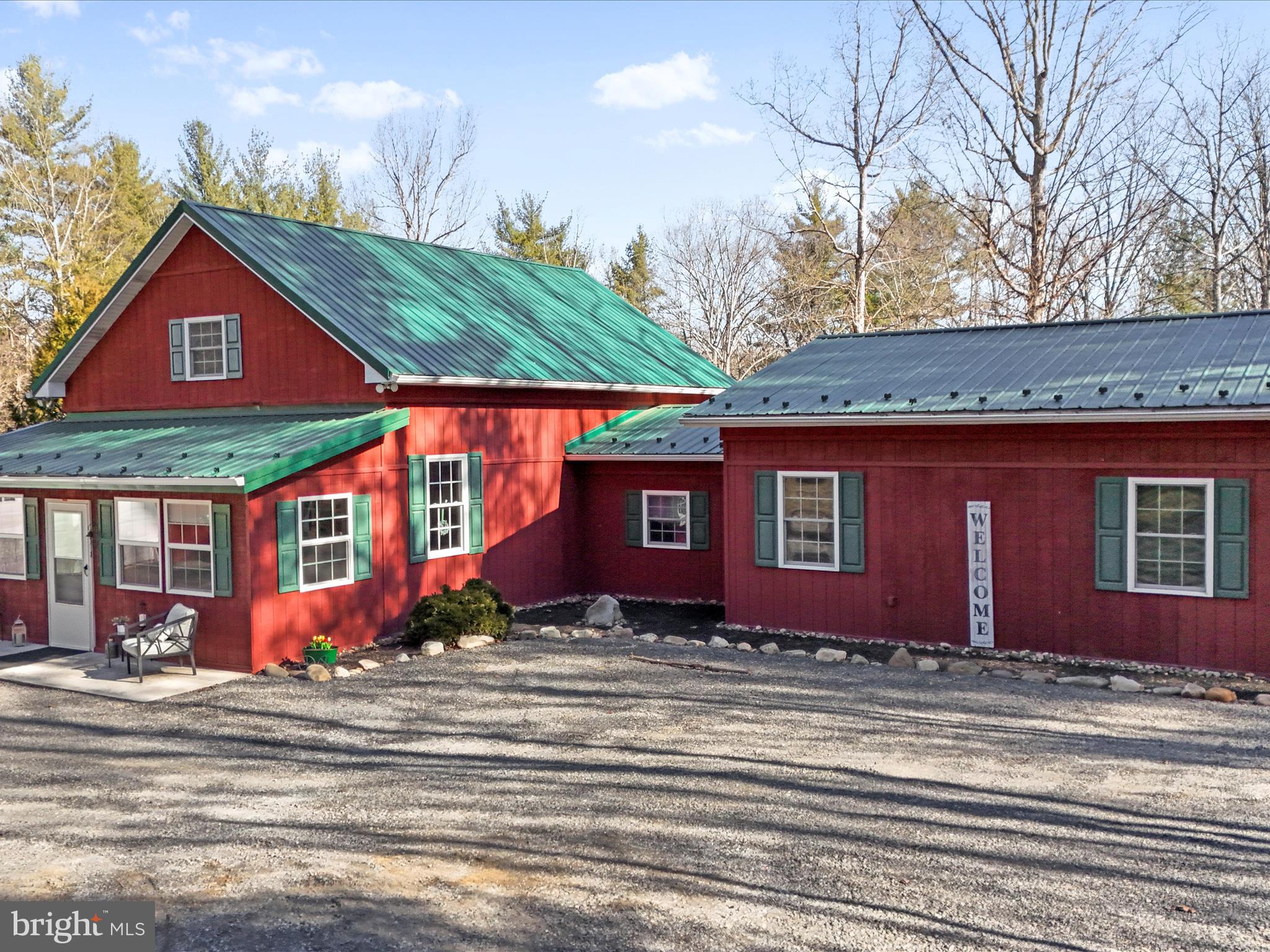 LAKE FERNDALE - Residential