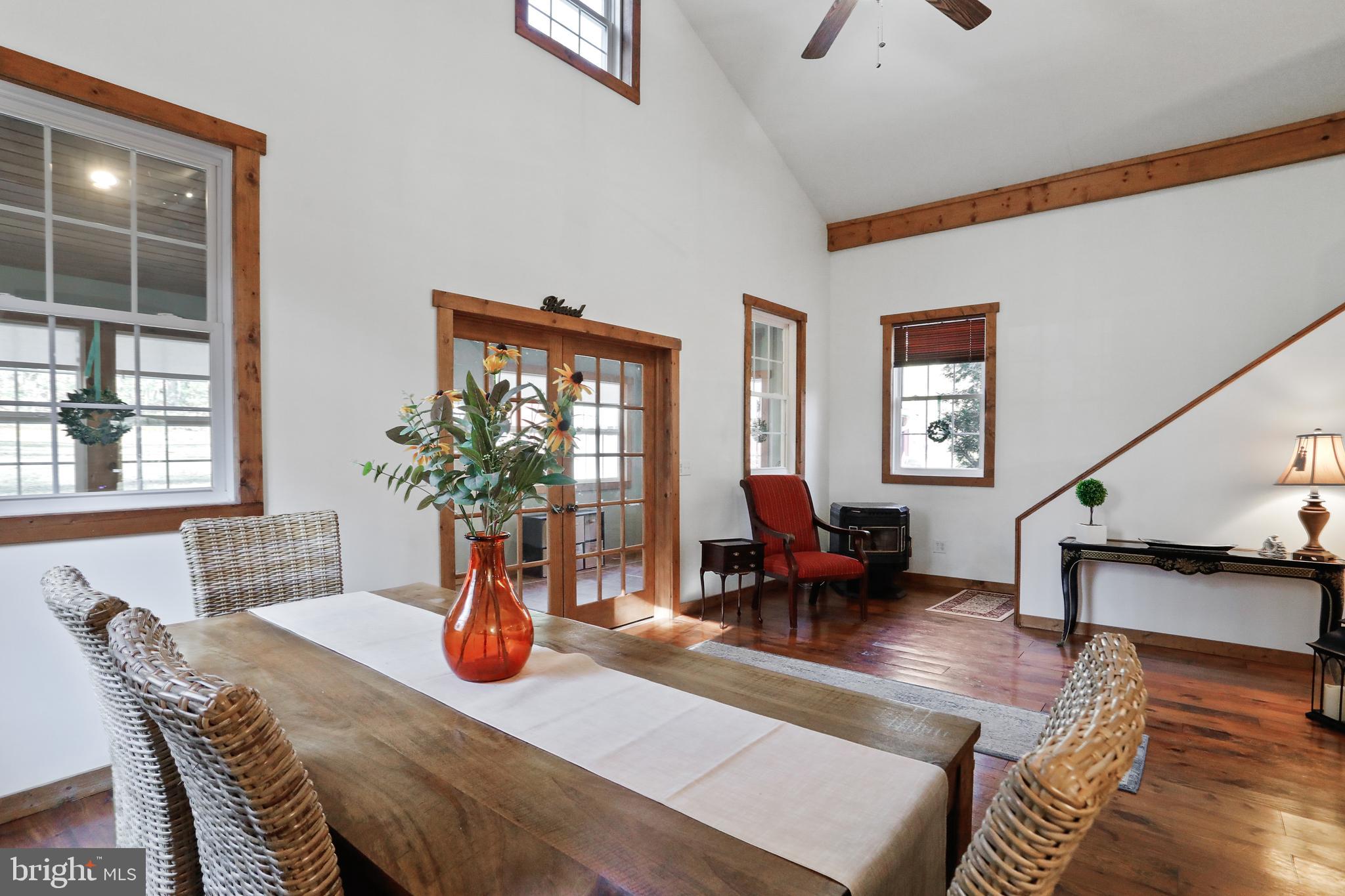 LAKE FERNDALE - Residential