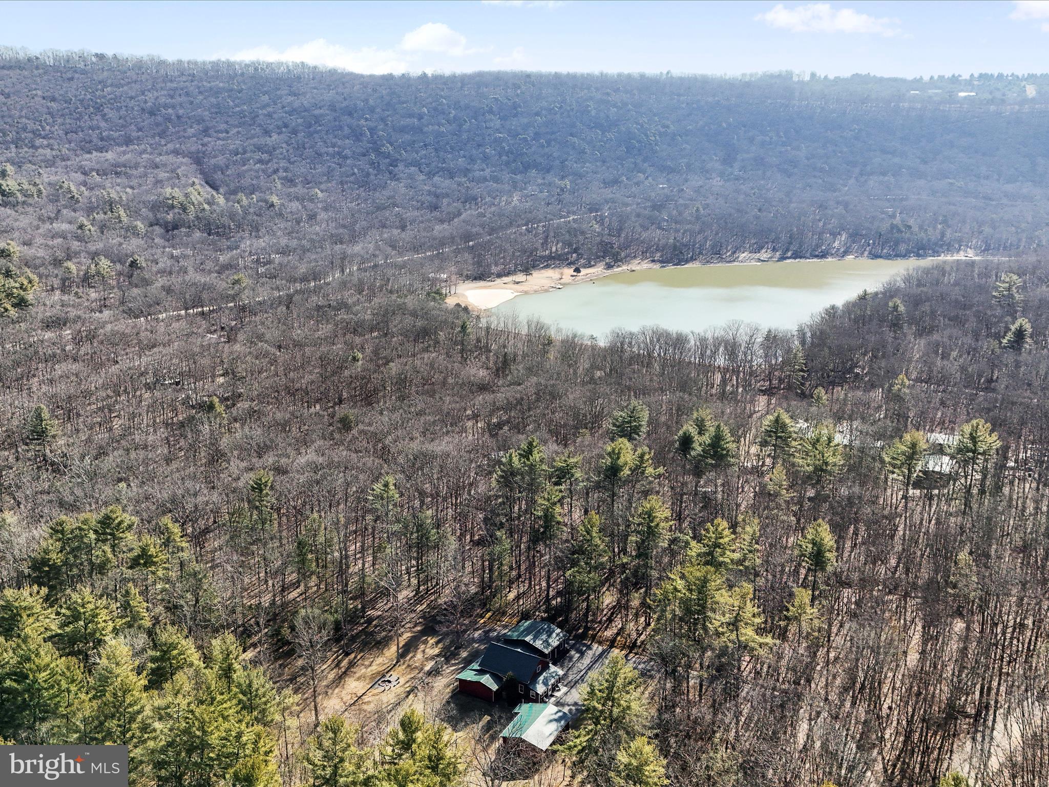 LAKE FERNDALE - Residential