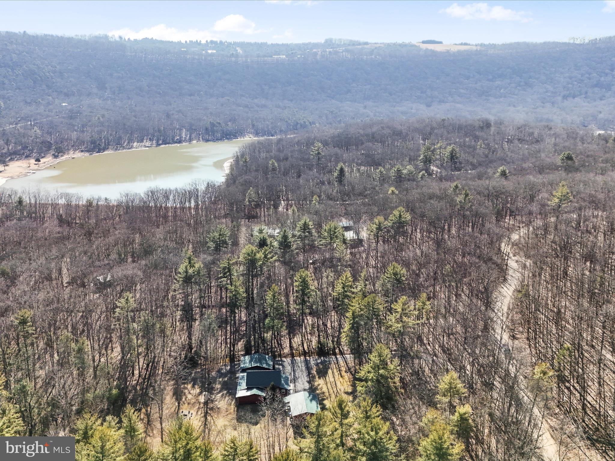 LAKE FERNDALE - Residential