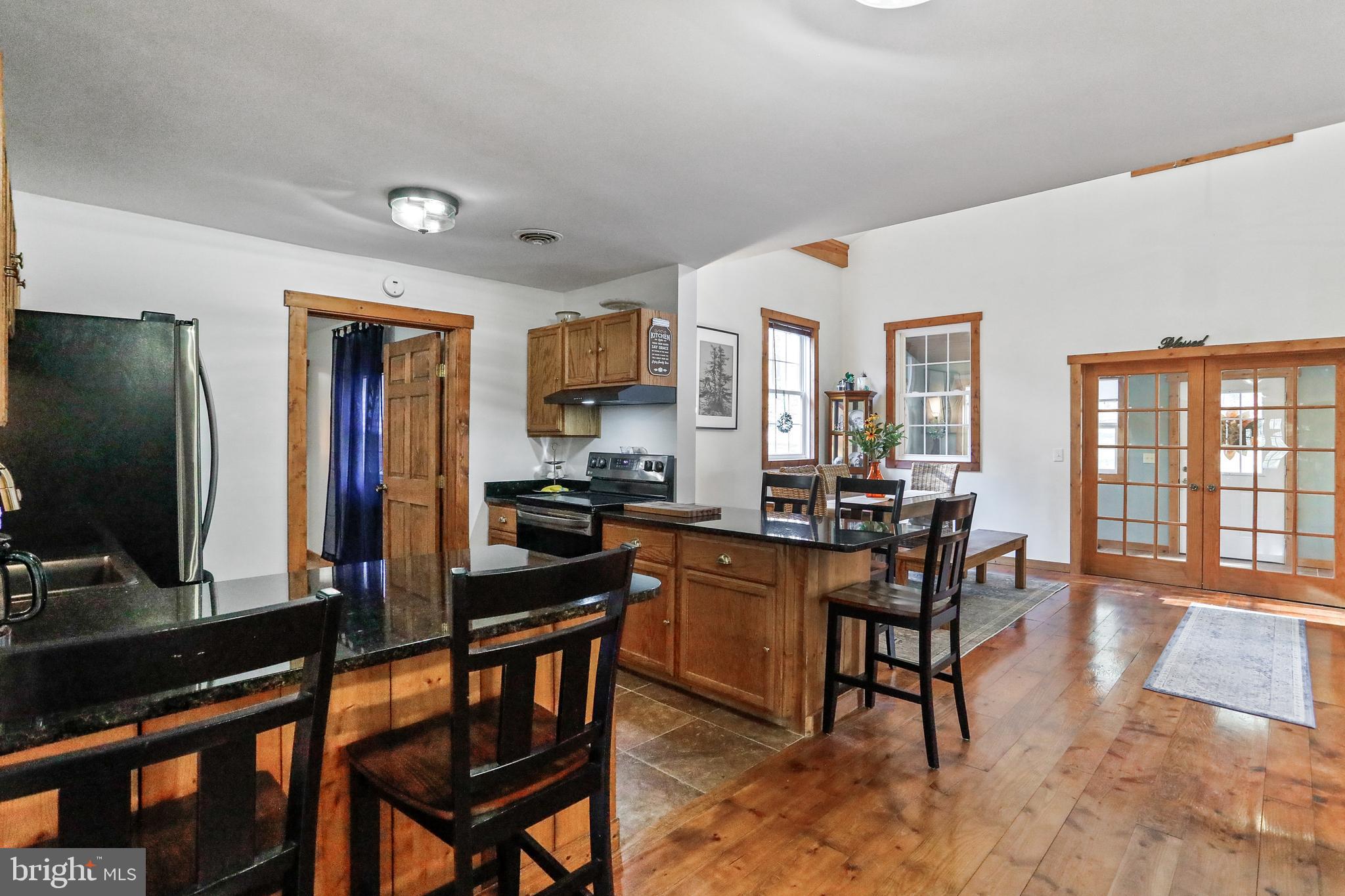 LAKE FERNDALE - Residential