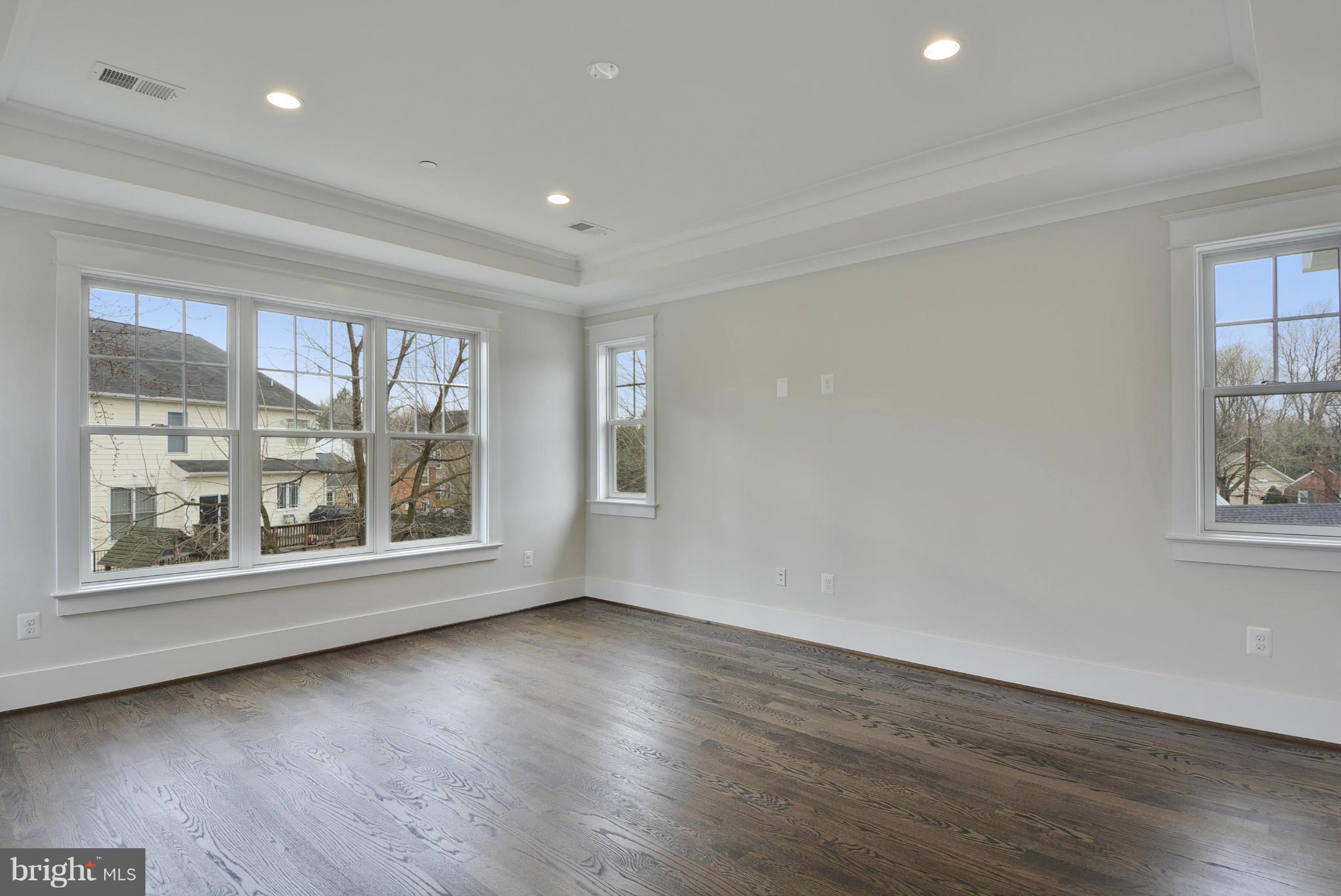 HILLMEAD - Residential