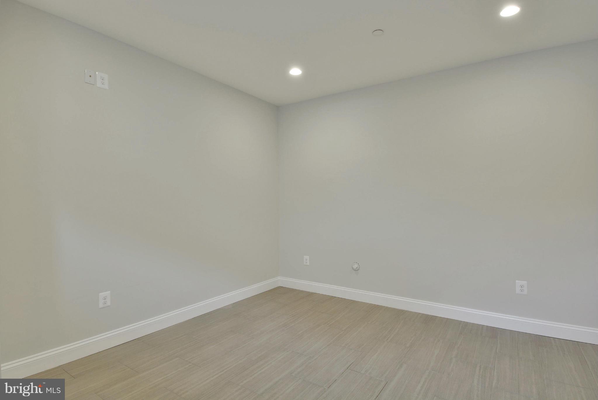 HILLMEAD - Residential