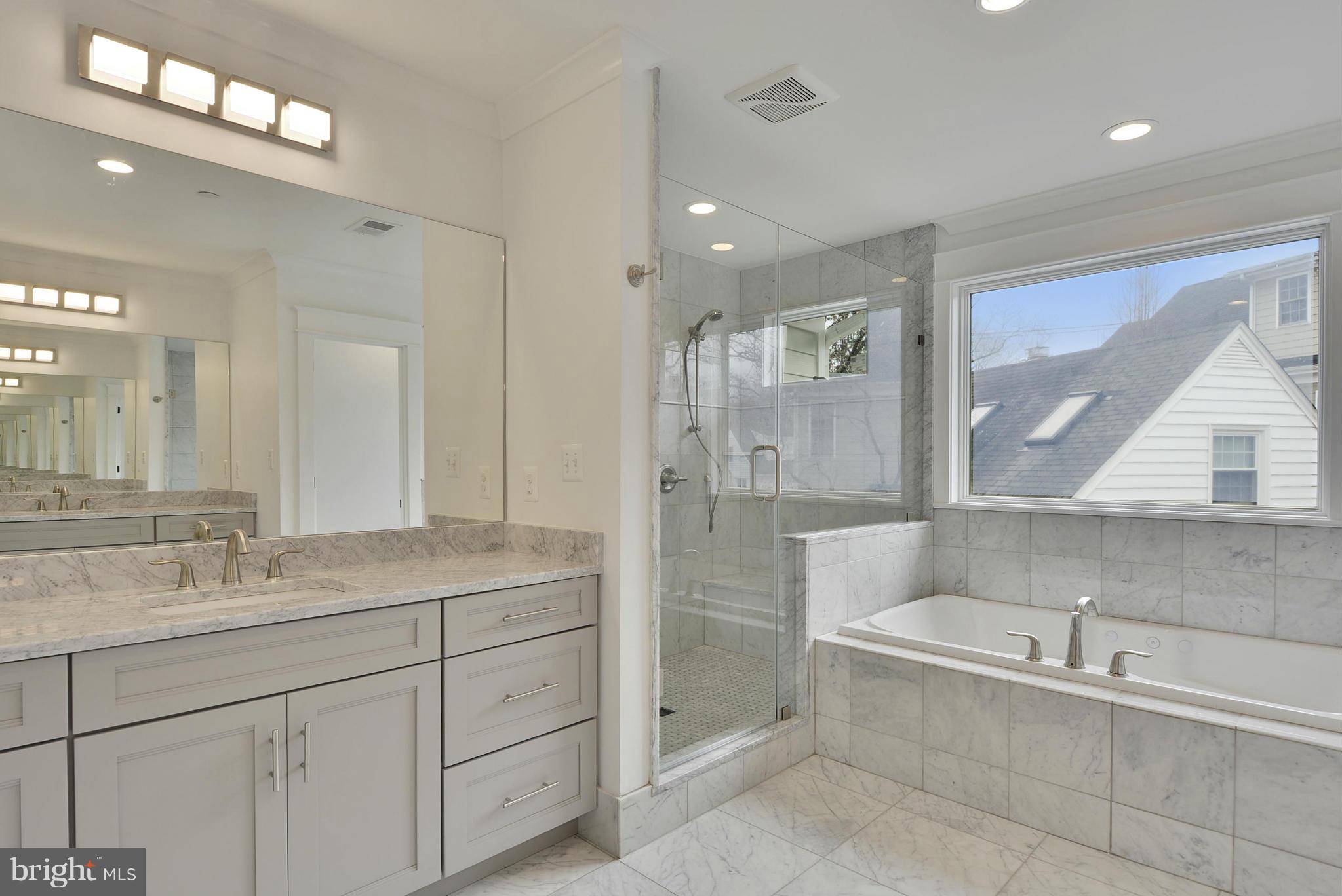 HILLMEAD - Residential