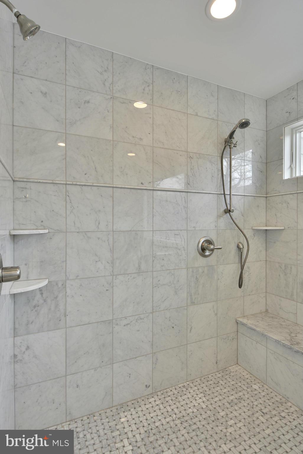 HILLMEAD - Residential