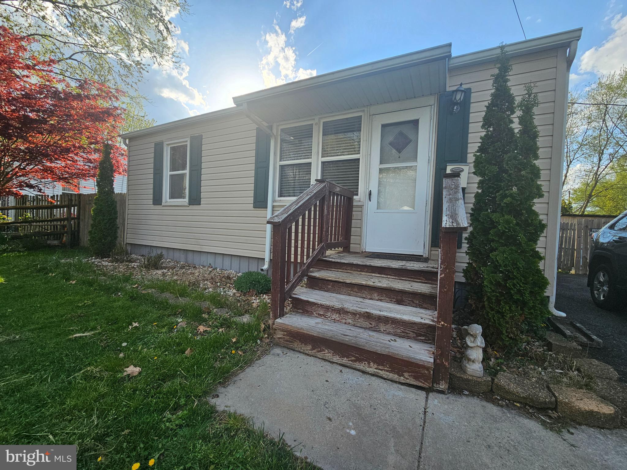 SWAN MEADOWS - Residential