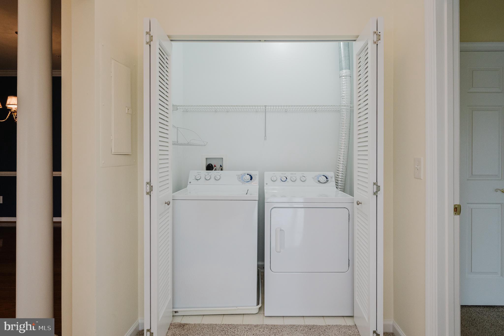 KINGS CROSSING - Residential