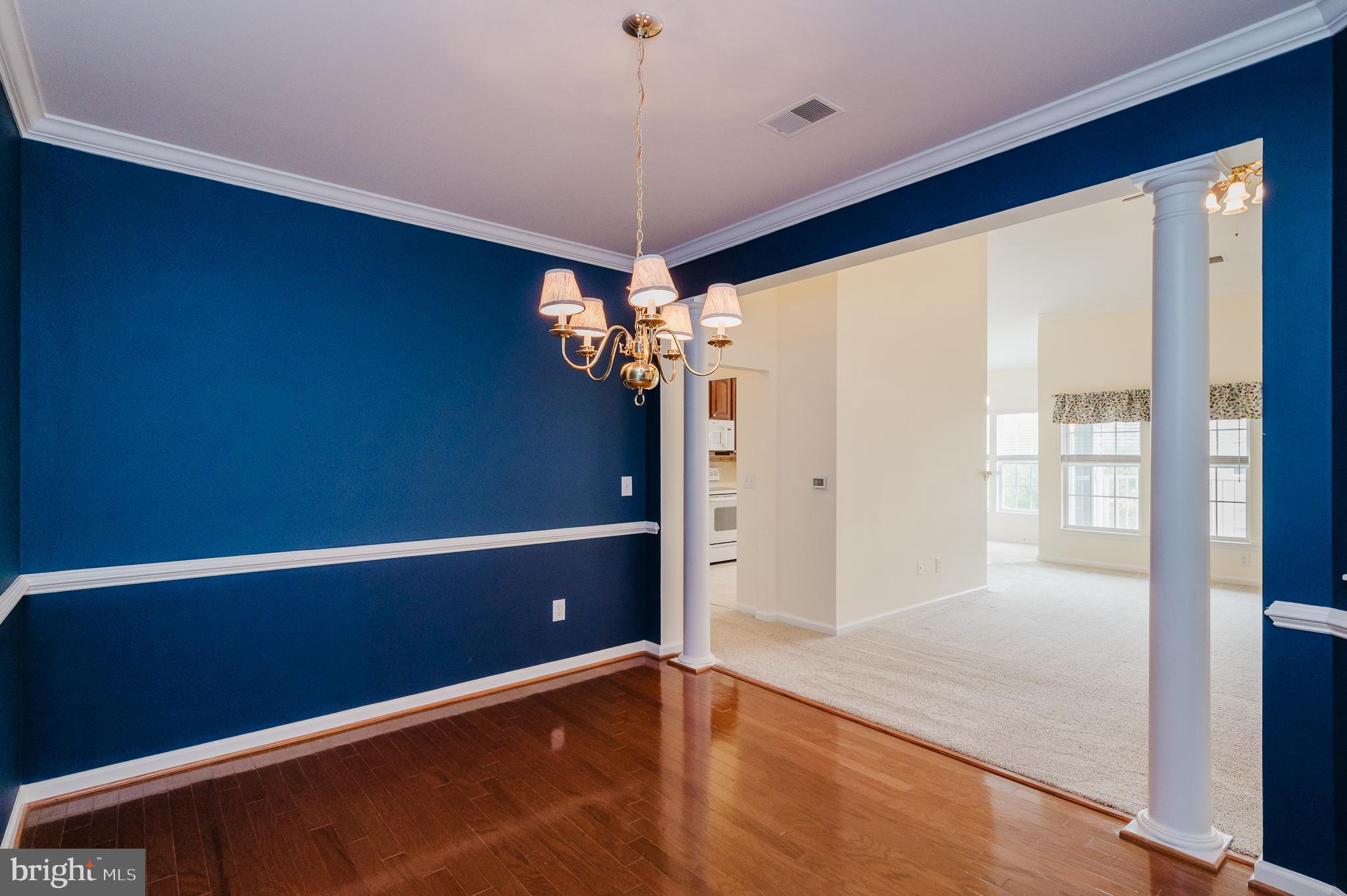 KINGS CROSSING - Residential