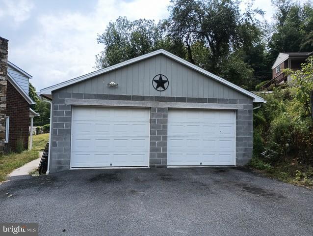 ECKHART MINES - Residential