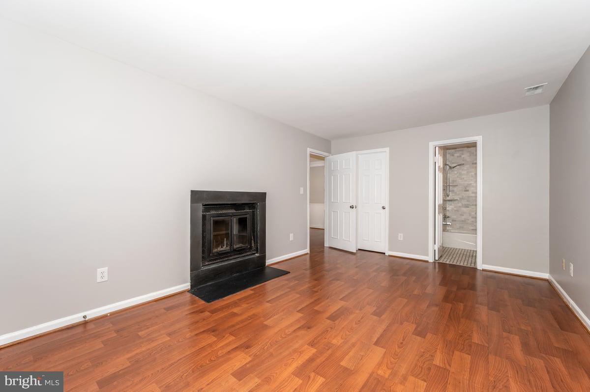 WATERS HOUSE - Residential Lease