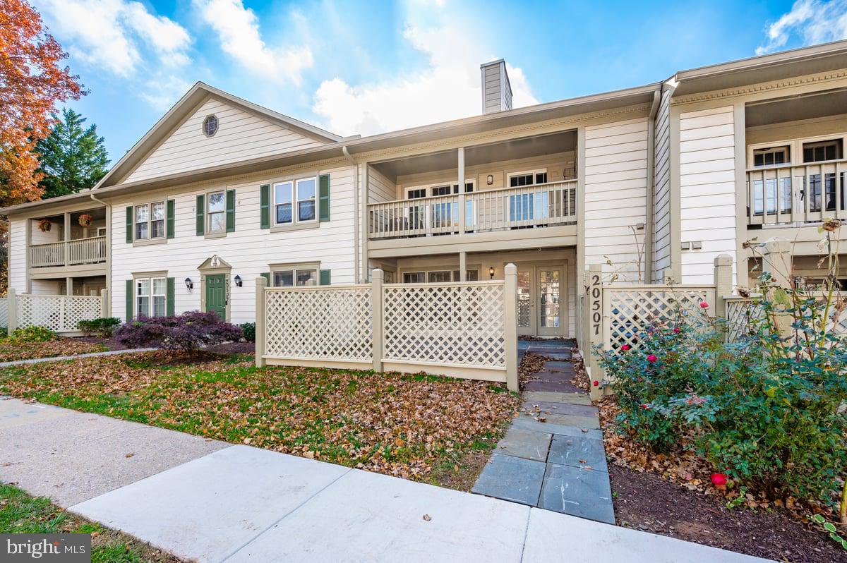 WATERS HOUSE - Residential Lease