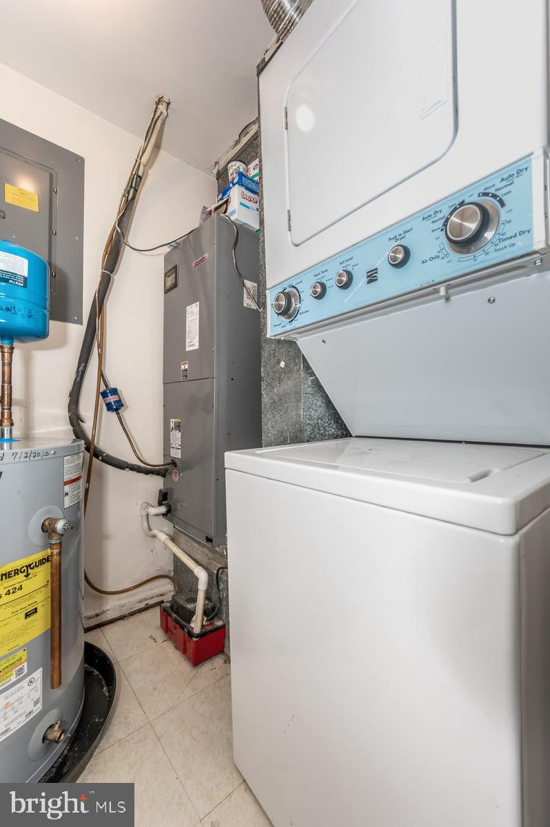 WATERS HOUSE - Residential Lease