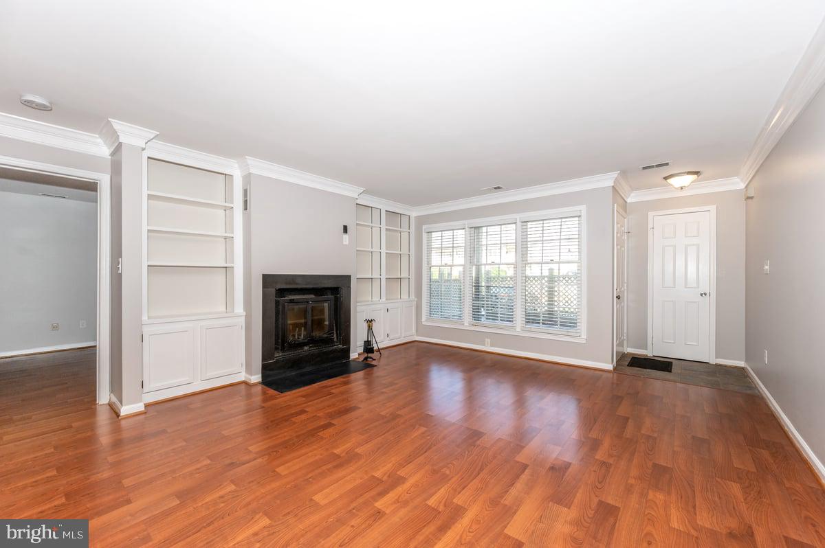 WATERS HOUSE - Residential Lease