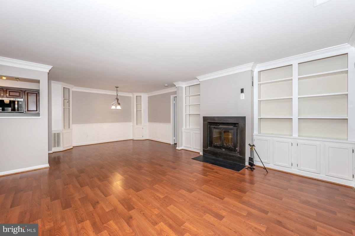 WATERS HOUSE - Residential Lease