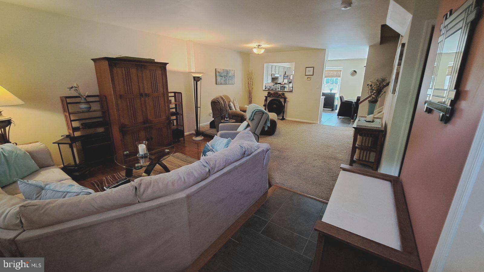 SPRINGFIELD OAKS - Residential