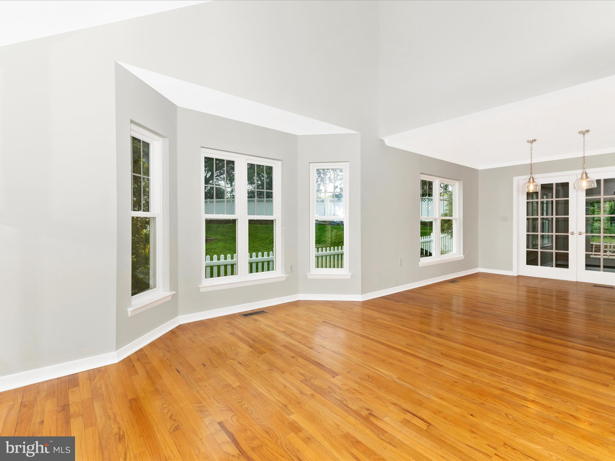 5605 BOBOLINK TRAIL