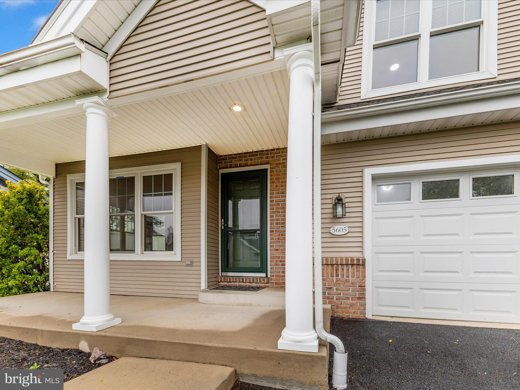 5605 BOBOLINK TRAIL