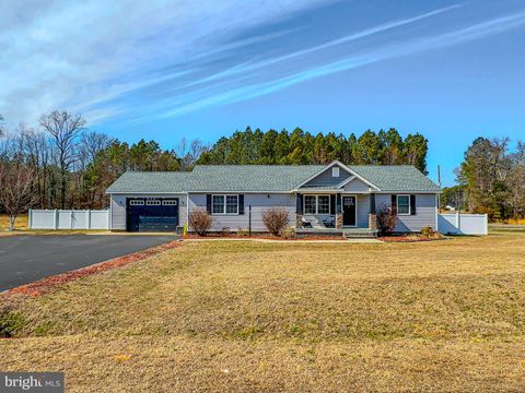 Homes For Sale - 307 Beacon Court<br/> MONTROSS, VA 22520