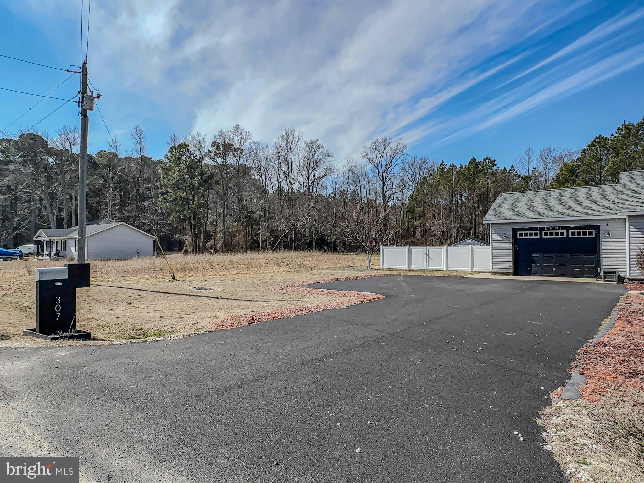 CABIN POINT - Residential