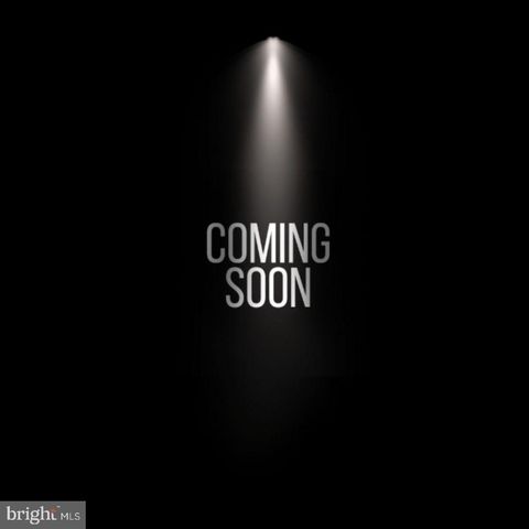 307 BEACON COURT MONTROSS VA 22520