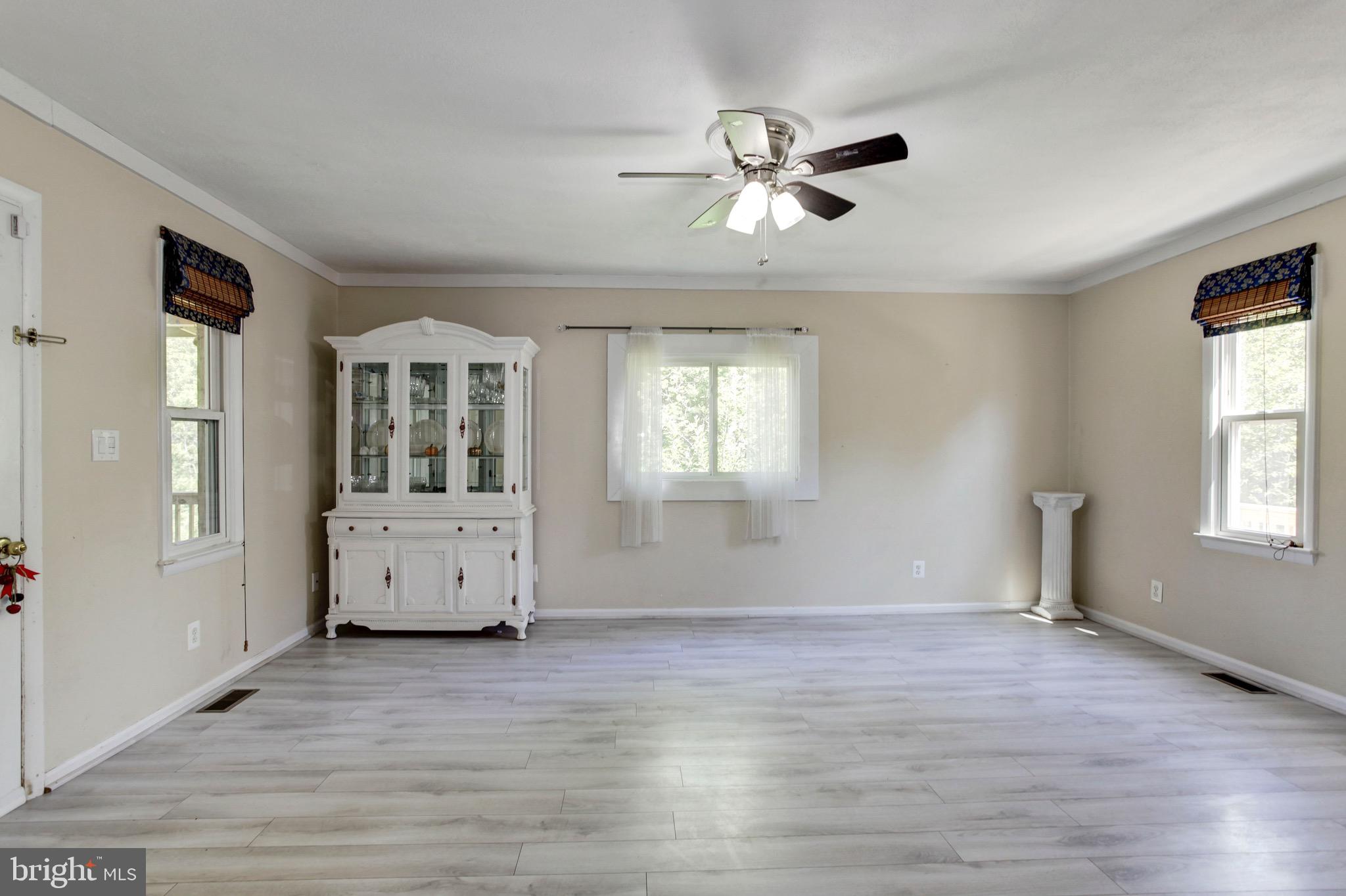 VISTA WOODS - Residential