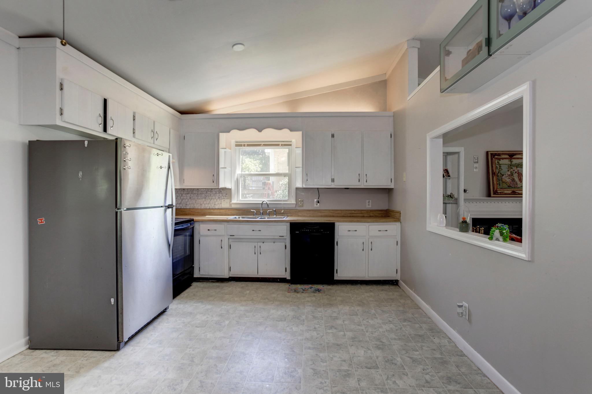 VISTA WOODS - Residential