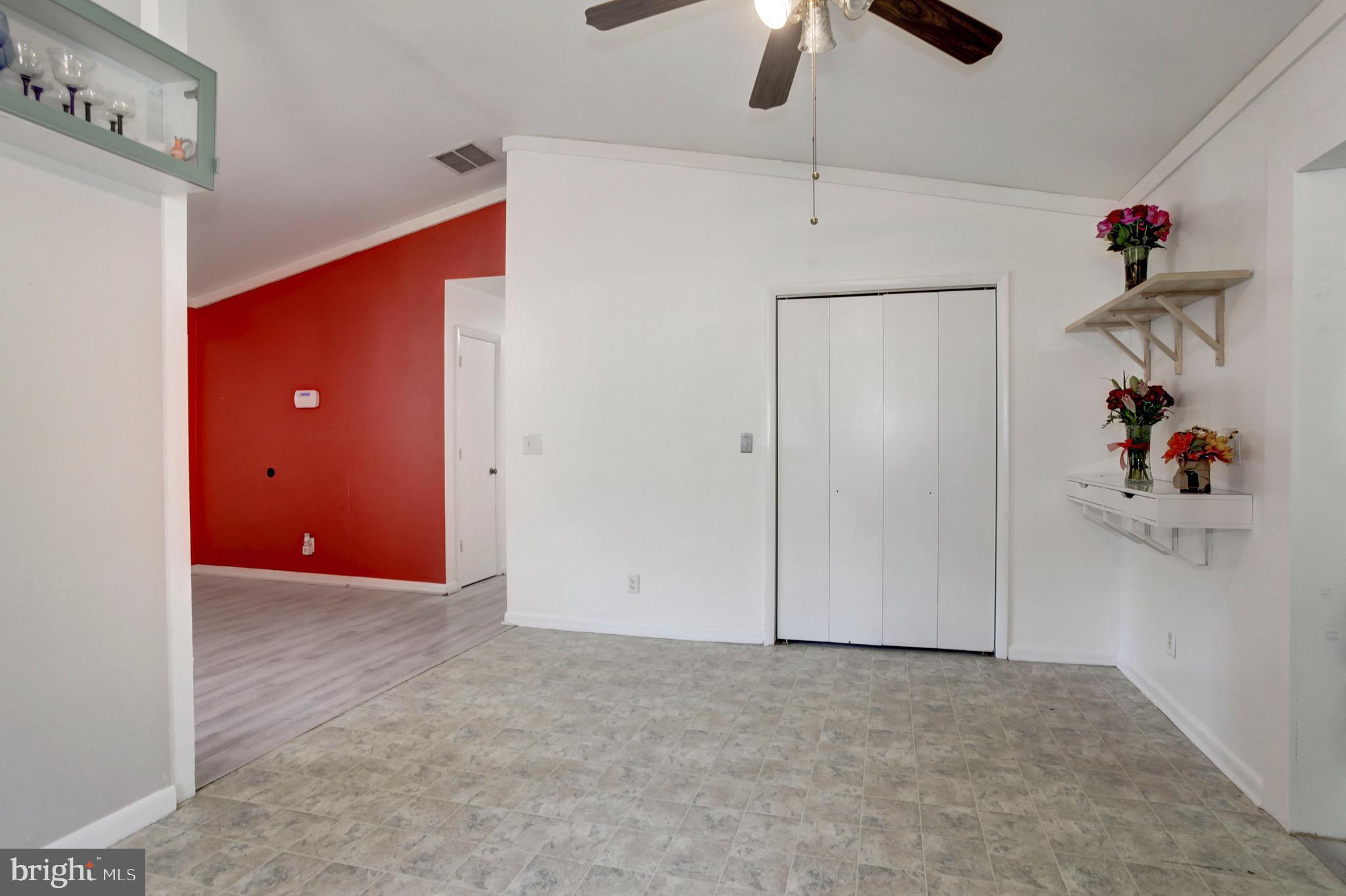 VISTA WOODS - Residential