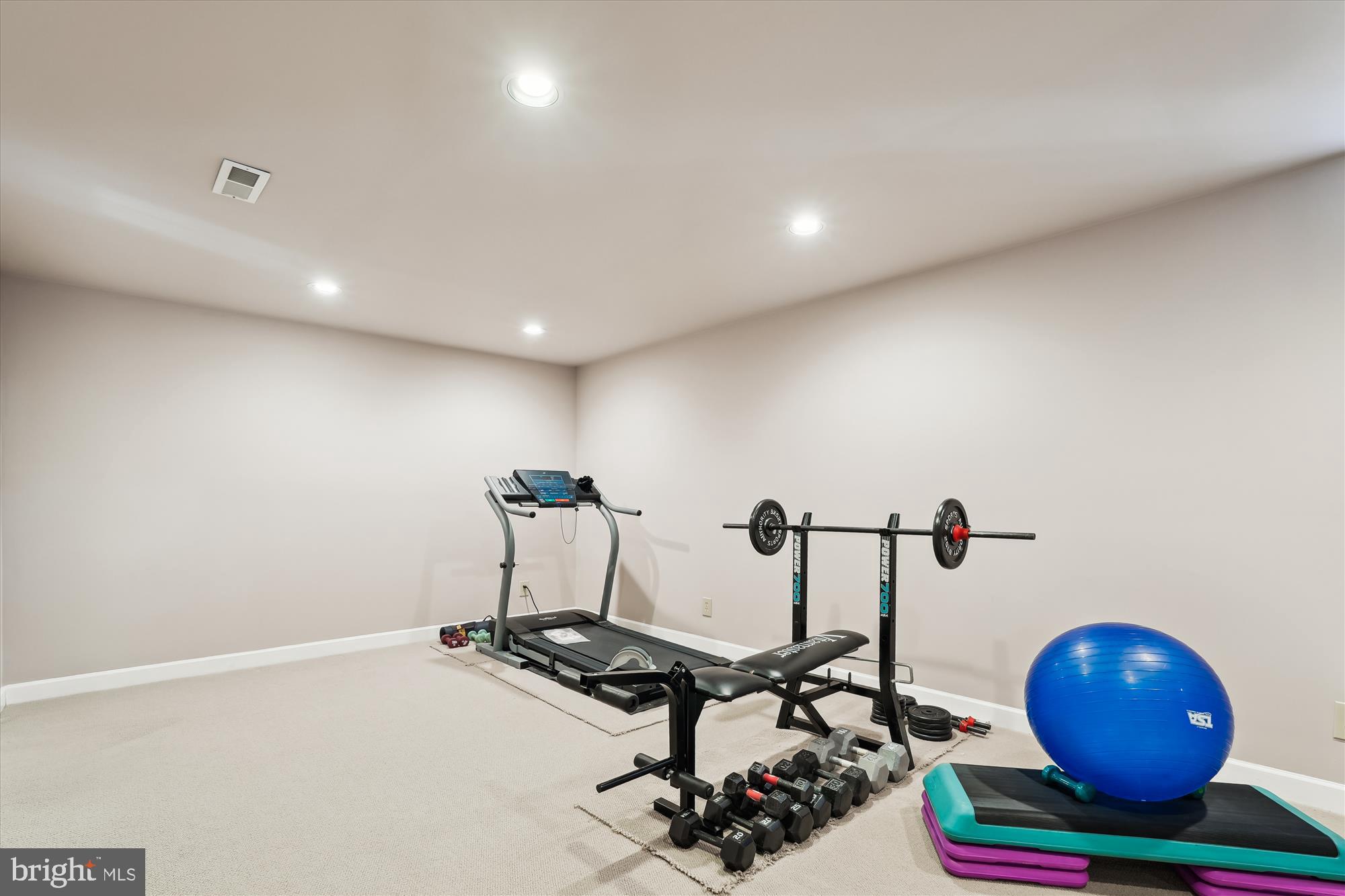 KING FARM WATKINS POND - Residential