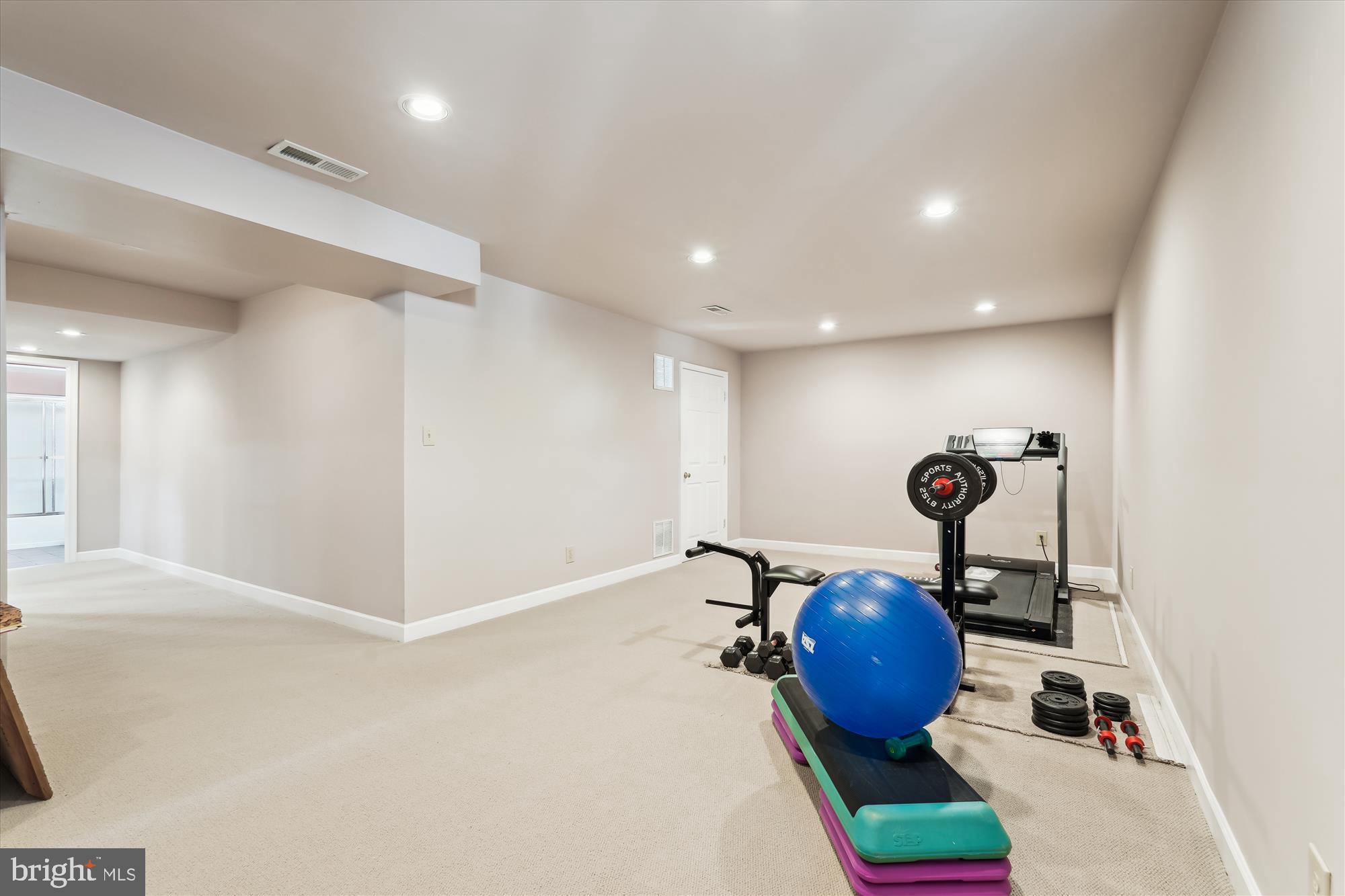 KING FARM WATKINS POND - Residential