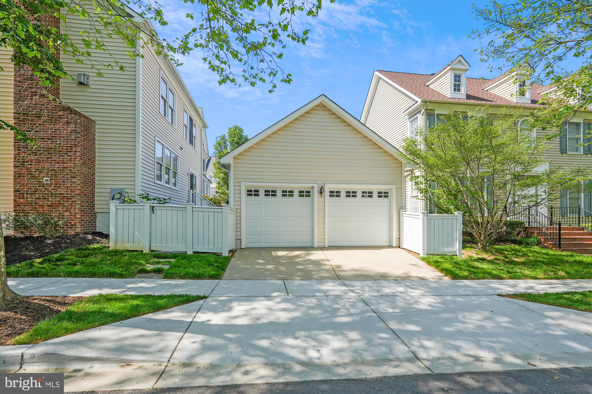KING FARM WATKINS POND - Residential