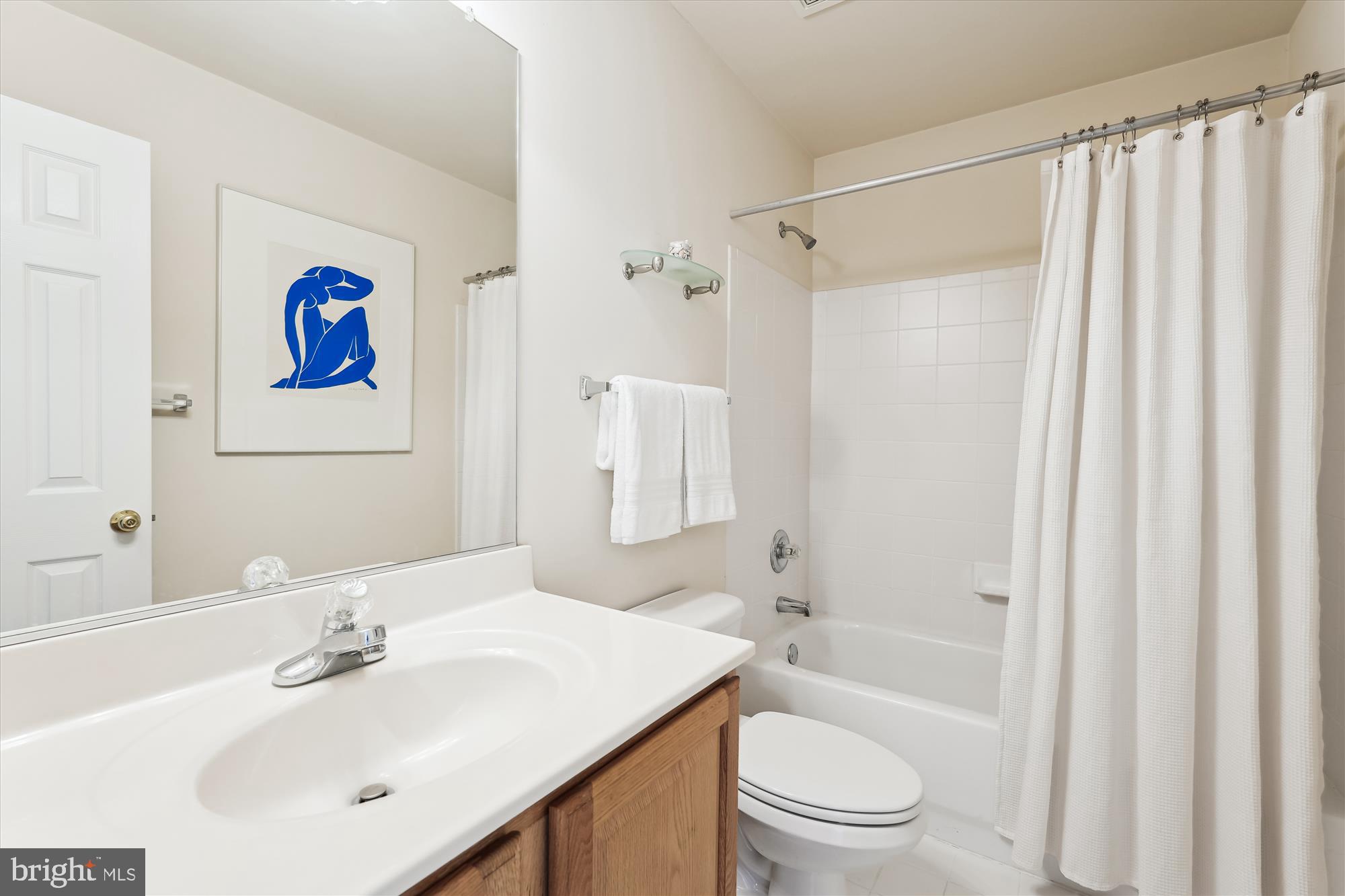 KING FARM WATKINS POND - Residential