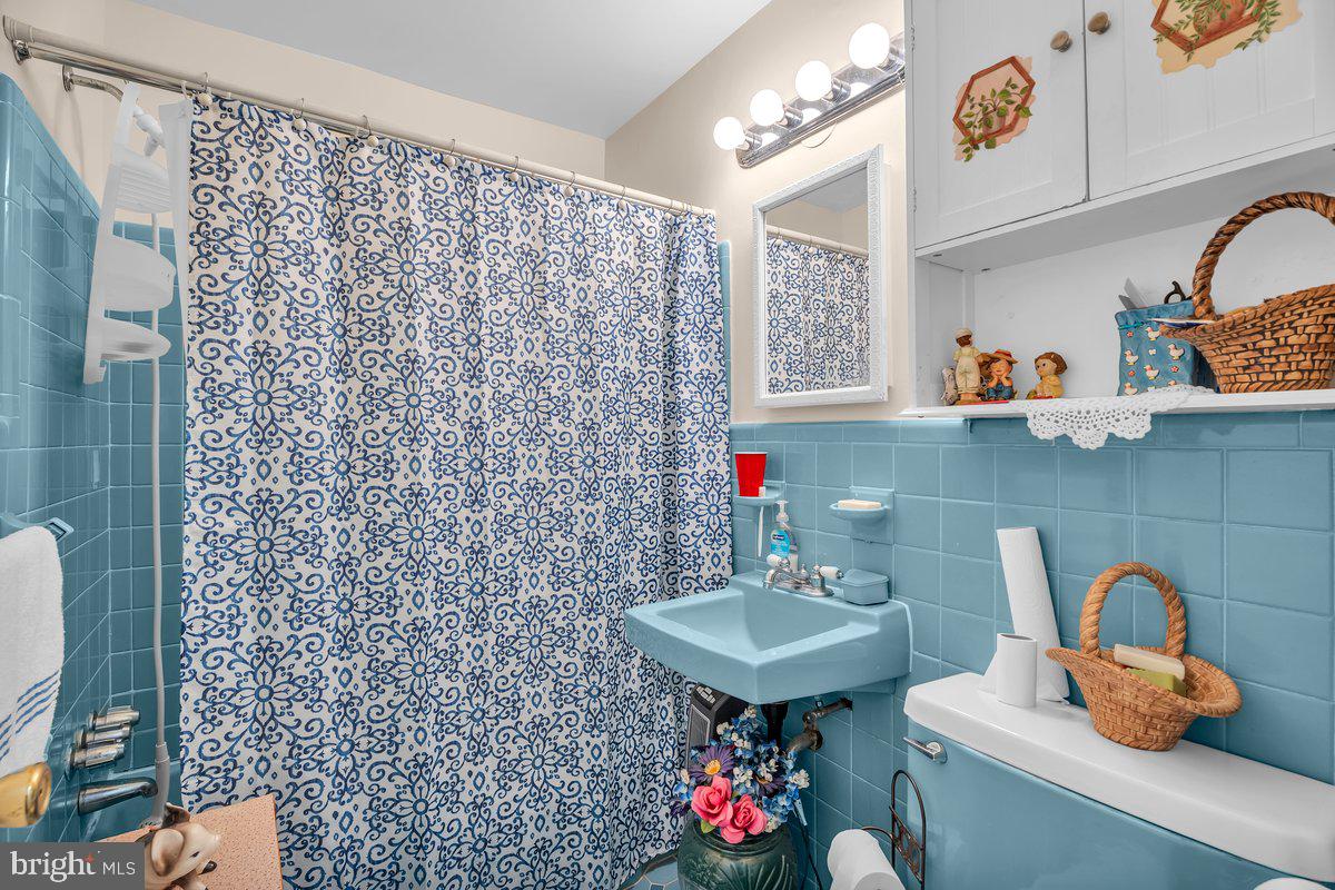 BUSTLETON - Residential Income