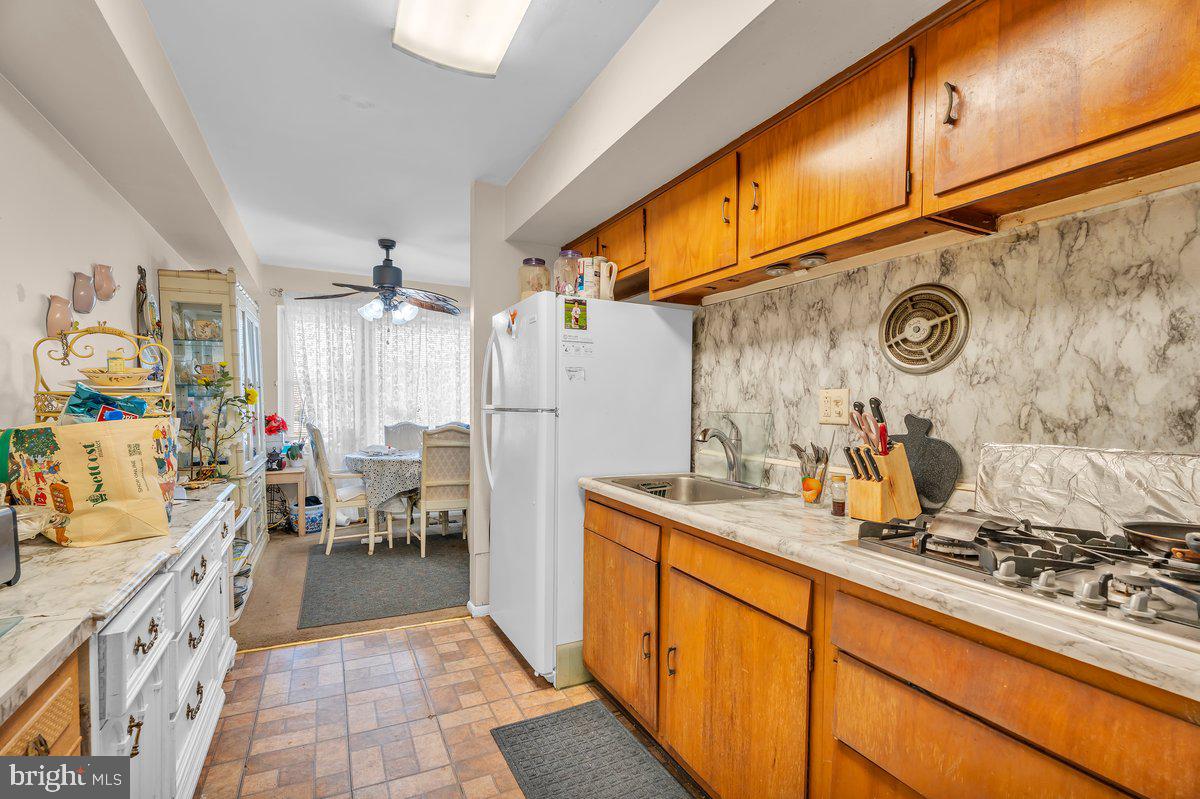 BUSTLETON - Residential Income