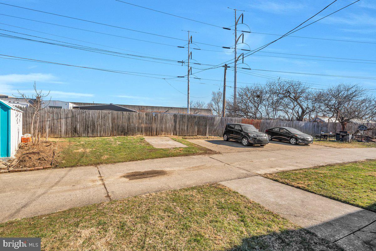 BUSTLETON - Residential Income