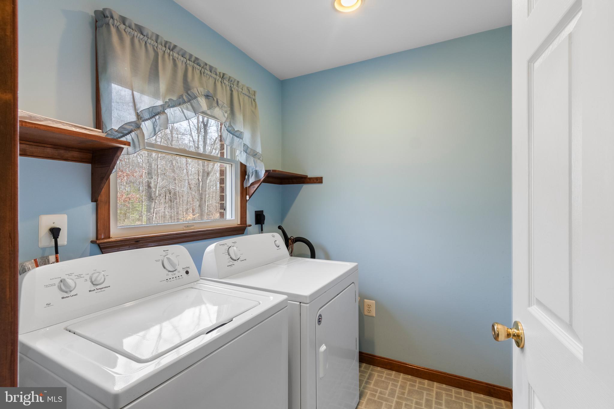 VALLEY VIEW - Residential