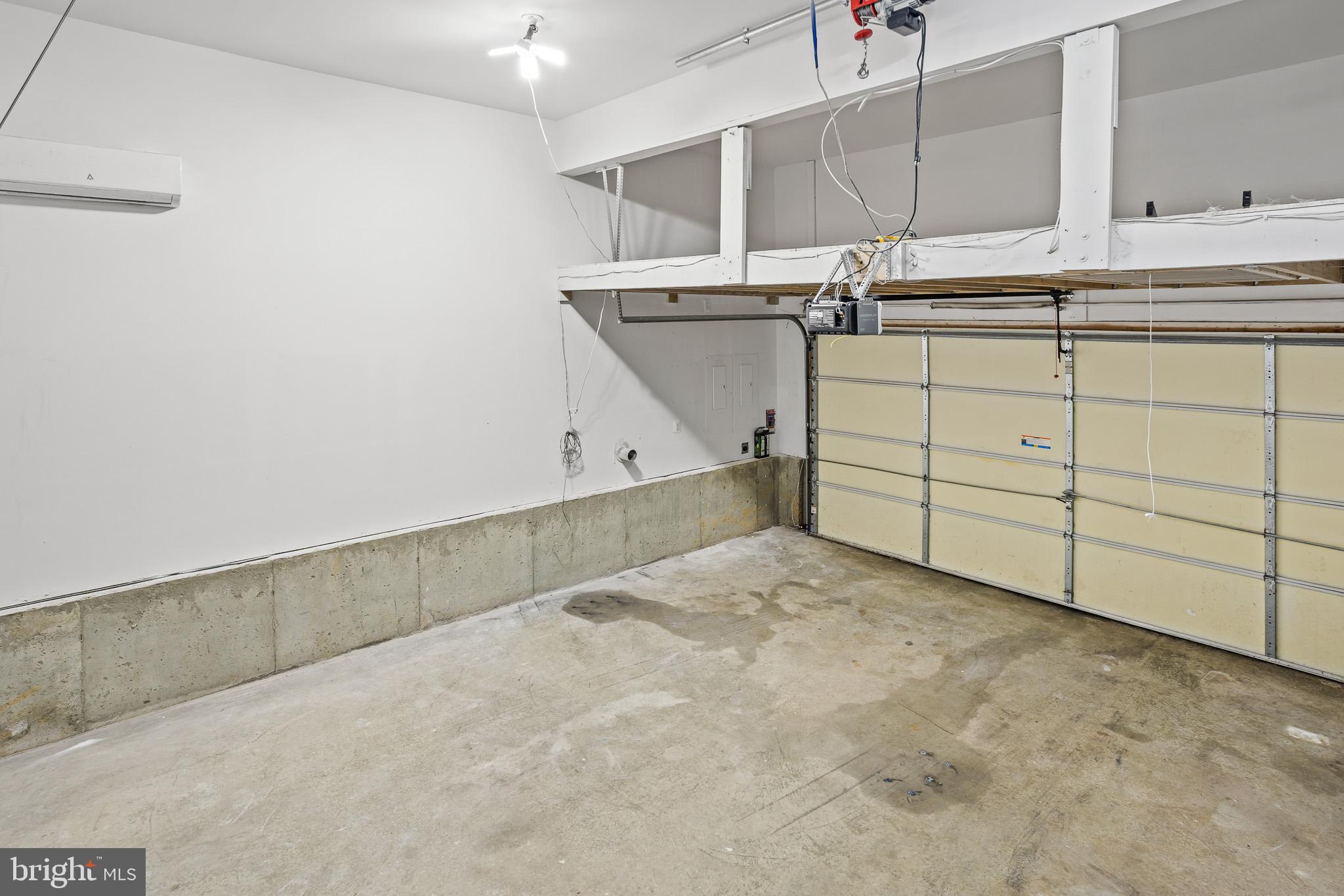 BAYVIEW HILLS - Residential