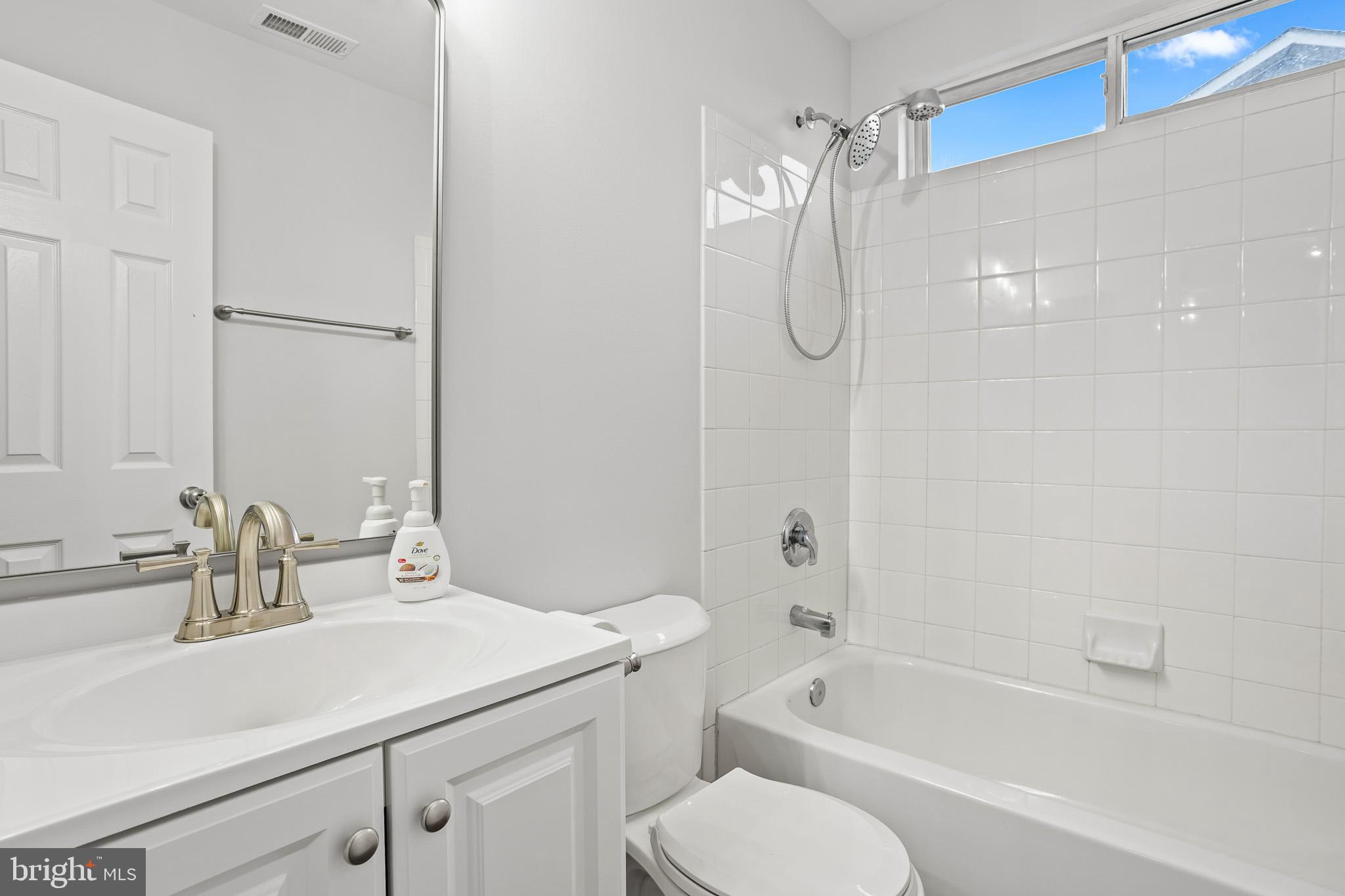 BAYVIEW HILLS - Residential