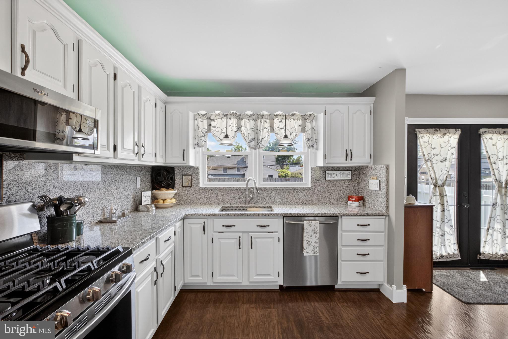 BROOKHAVEN - Residential