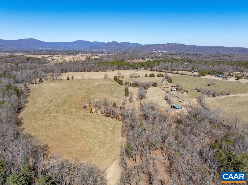 2292 BROWNS GAP TPKE