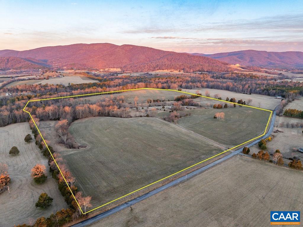2292 BROWNS GAP TPKE