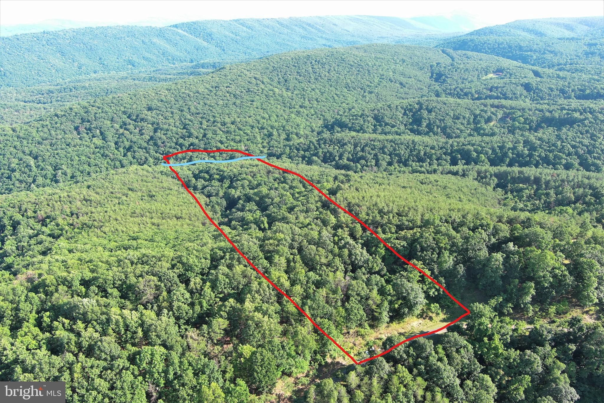 BLUFFS ON THE POTOMAC - Land