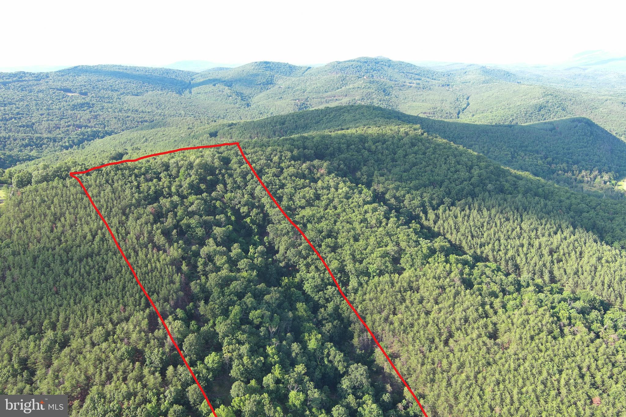 BLUFFS ON THE POTOMAC - Land