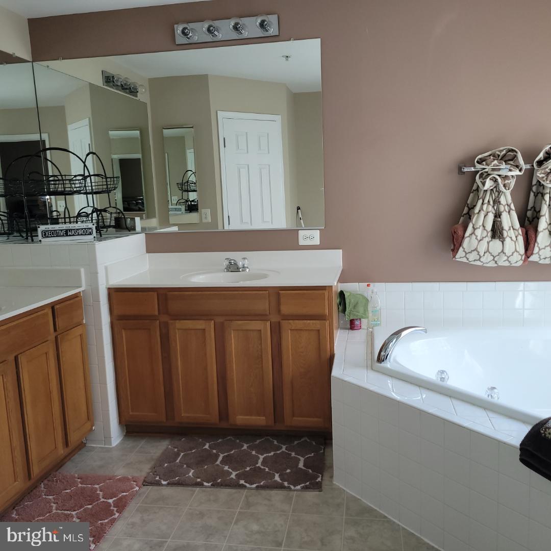 BUCKLERS - Residential