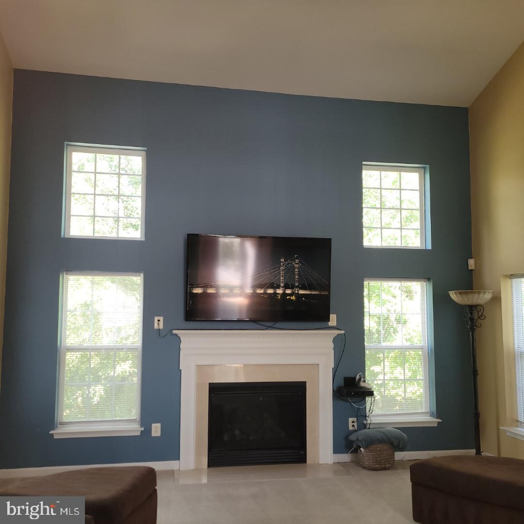 BUCKLERS - Residential