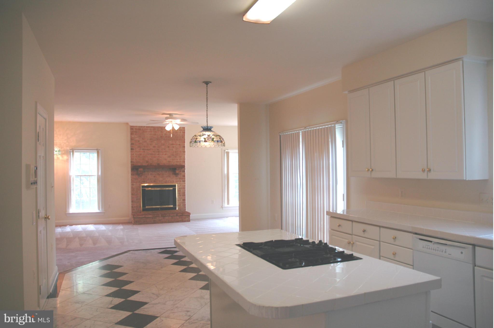 PINEY POND ESTATES - Residential Lease