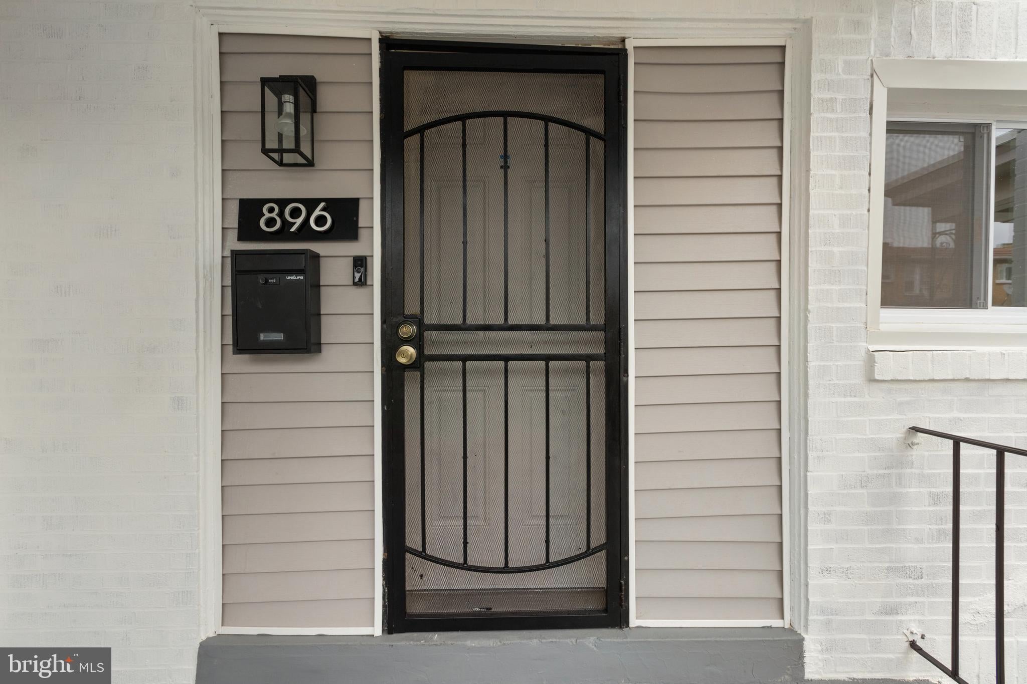 896 BRILL STREET